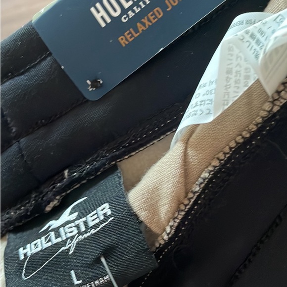 SOLD - Bnwt hollister joggers - Picture 3 of 5